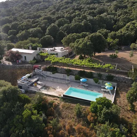 Agroturismo Li Pireddi *
