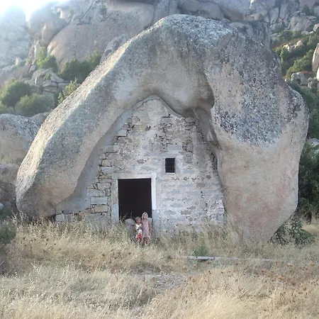 Li Pireddi Agroturismo