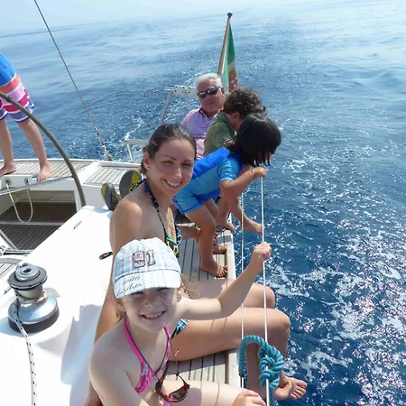 Li Pireddi Agroturismo Aglientu